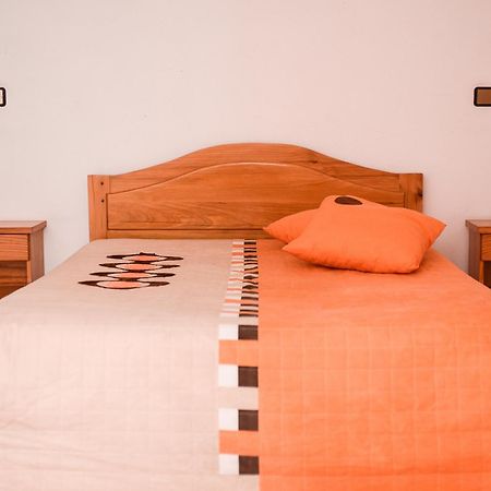 Villa Quinta De Rio Alcaide à Porto de Mós Chambre photo