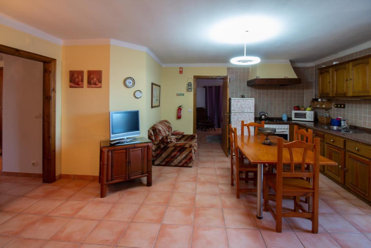 Villa Quinta De Rio Alcaide à Porto de Mós Extérieur photo