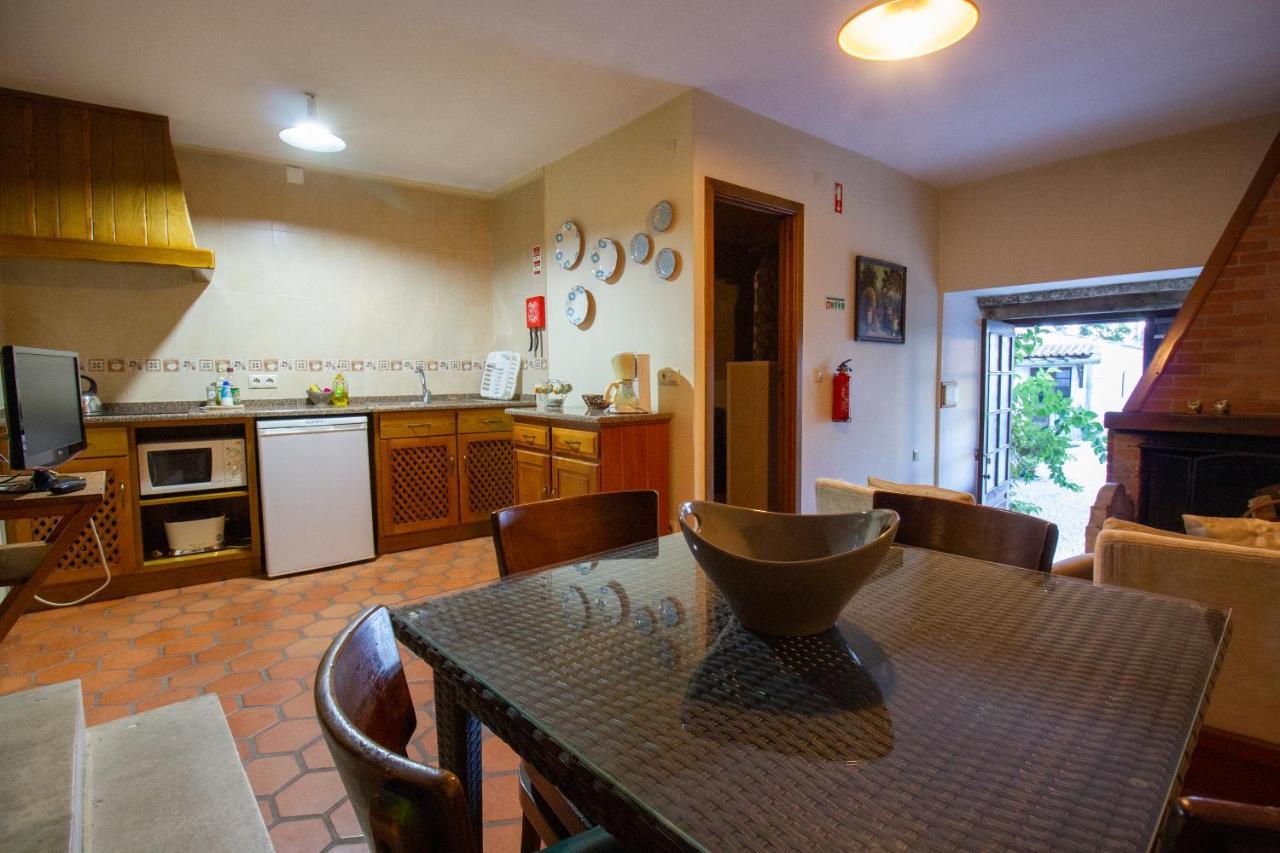 Villa Quinta De Rio Alcaide à Porto de Mós Extérieur photo